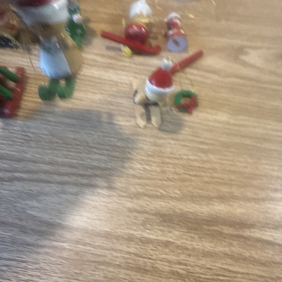 Vintage Lot Of 11 Wooden Christmas Ornaments Hand Painted Small Needs Some Tlc - Picture 3 of 5